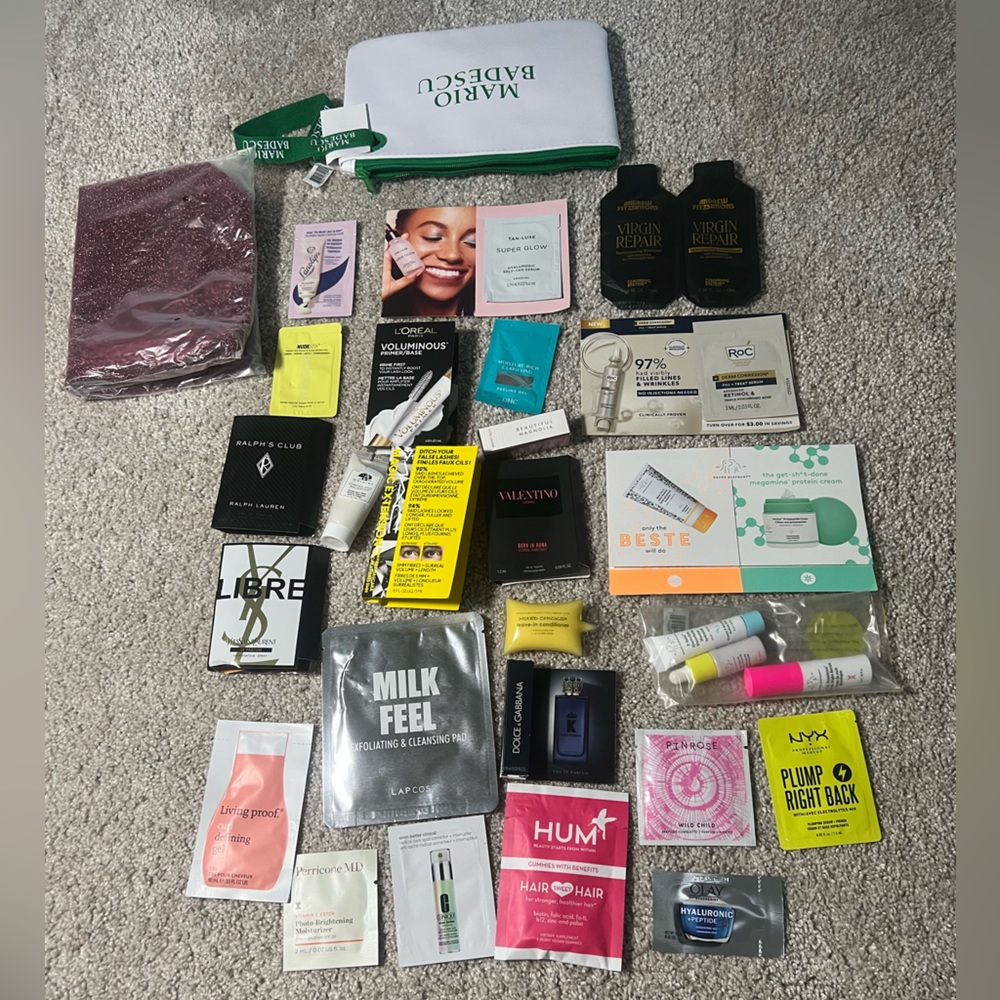 BRAND NEW SKINCARE/PERFUME/MAKEUP SAMPLERS- NAME BRANDS INCLUDES TWO MAKEUP BAGS